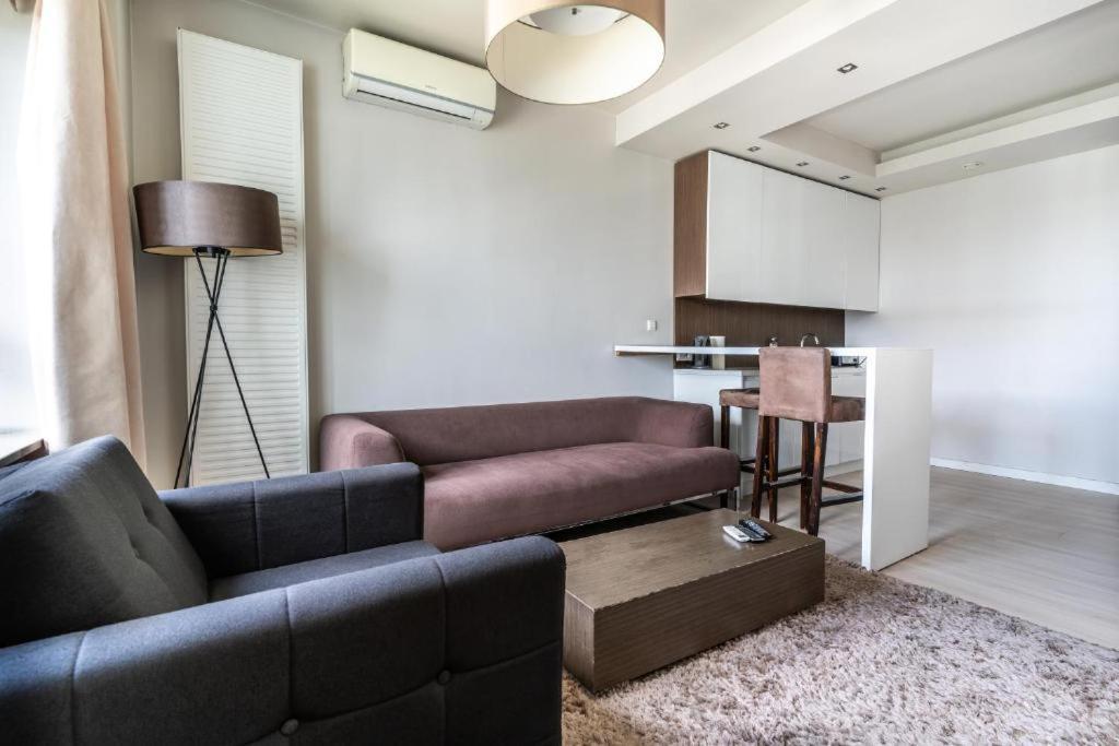Platinum Tower - City Center - Golden Apartments Варшава Экстерьер фото